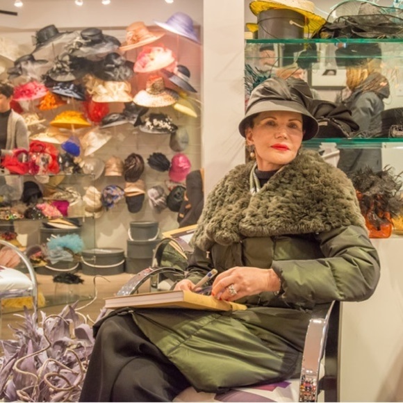 Vintage (700 Madison Ave) SUZANNE Couture Millinery. Black plus Fabric Hat Box main image 10